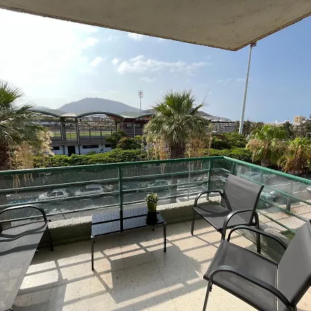 Jetes With Pool And Wifi Apartment