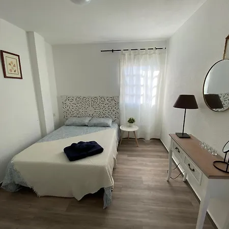 Jetes With Pool And Wifi Apartment